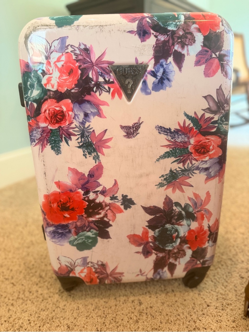 GUESS Floral Hardshell Luggage in multicolor